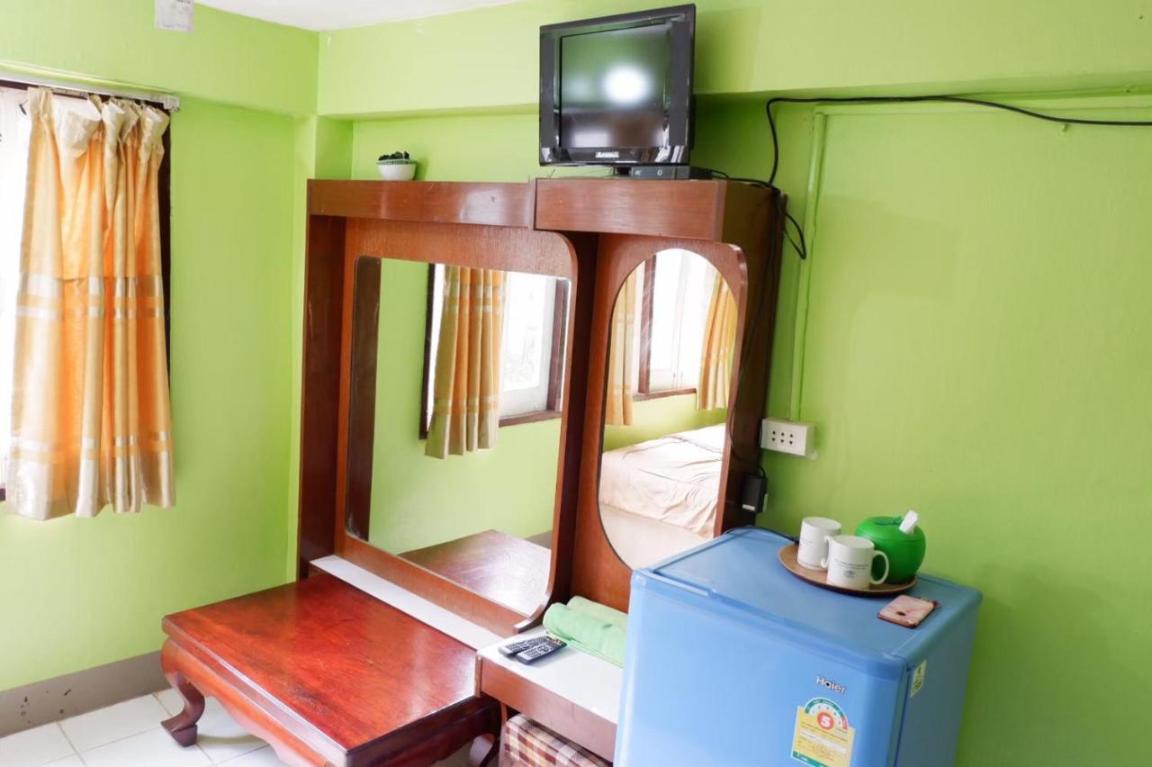 Chokchai Hotel Sai Yok Luaran gambar