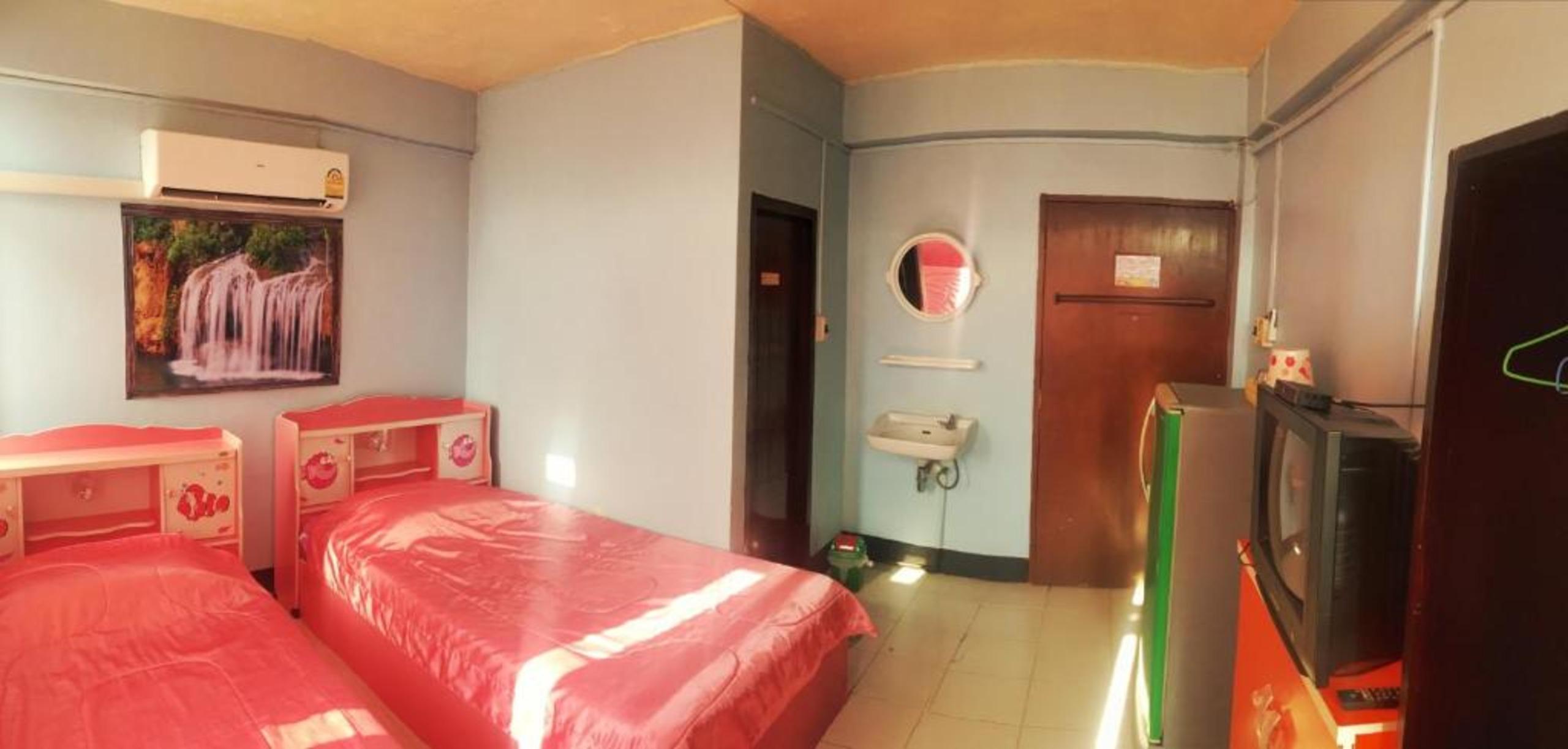 Chokchai Hotel Sai Yok Luaran gambar
